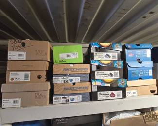 7060  New 12 Pairs Of Shoes 