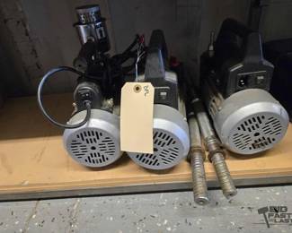 5136 3 Vacuum Pumps