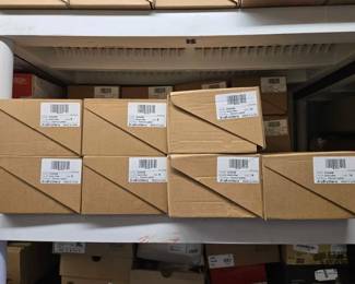 4542  New 19 Pairs Of Shoes 