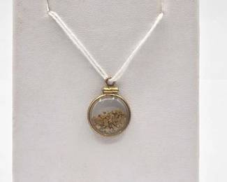 882  Pendant Filled with Gold Flakes 
