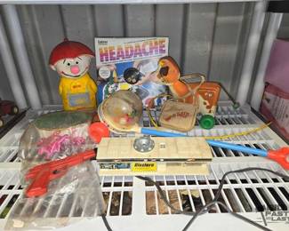7554  Sizzle Power Pit by Mattel, Im Tweet Purse, Easter Basket And More 