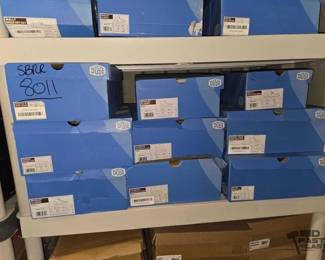 7112  NEW 9 Pairs Of Shoes 