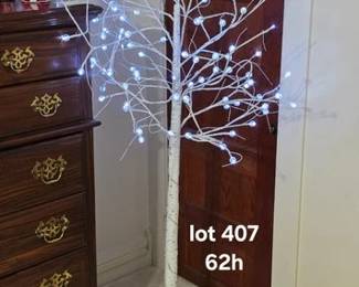 Lighted snowball tree decor