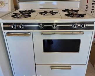 Vintage gas stove