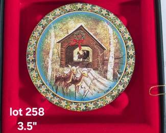 P. Buckley Moss signed and numbered ornament