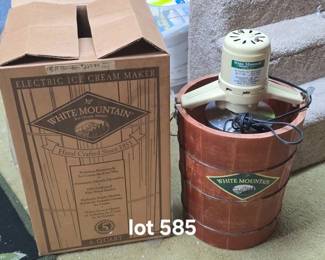 White Mountain ice cream maker