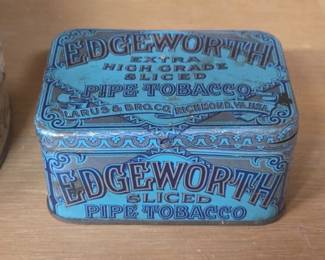 Tobacco tin
