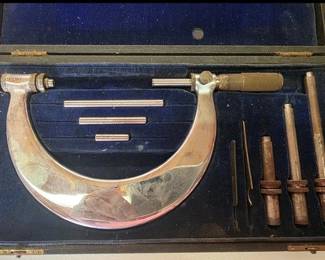 Vintage Tumico tubular micrometer