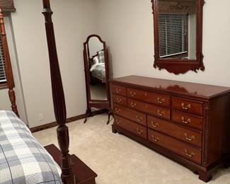 Lexington Bedroom Set