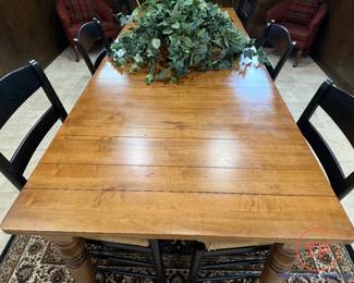 ETHAN ALLEN New Country Dining Room Set