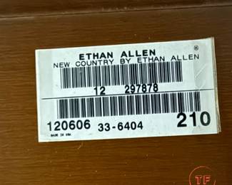 ETHAN ALLEN New Country Dining Room Set