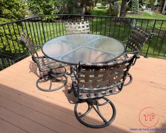 BROWN JORDAN Outdoor Patio Set