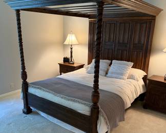 ETHAN ALLEN Royal Oak King Size Canopy Bed