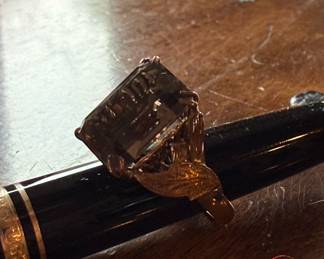18KT GOLD Art Deco Ring with Smoky Topaz
