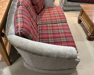 ETHAN ALLEN Loveseat