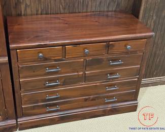ETHAN ALLEN Chest / Cabinet
