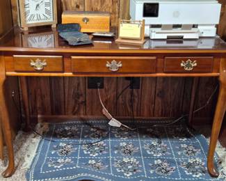 Writing desk 