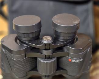Simmons binoculars 