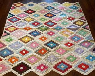 Vintage Patterned Quilt is 87 x 88in