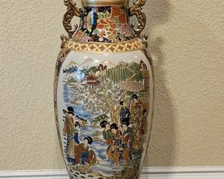 Japanese Satsuma-Style Familial Vase