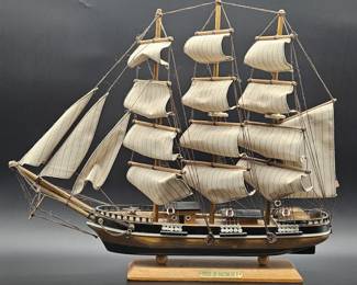 Pride of Baltimore II Sailing Ship Model
