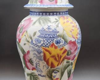 Hand Painted Chinese Porcelain Lidded Ginger Jar