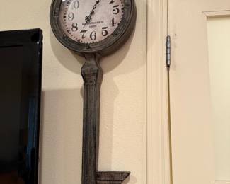 Clock wall decor 