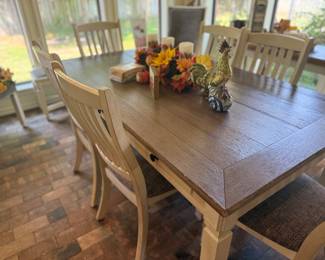 Farmhouse Style Table & Chairs (8 chairs)