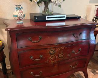 Bombay Chest, Floral Arrangement