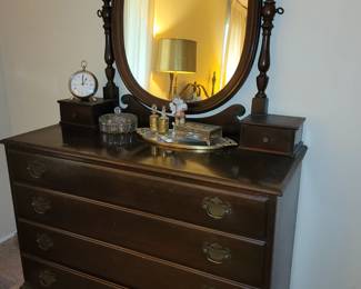 antique mahogany dresser