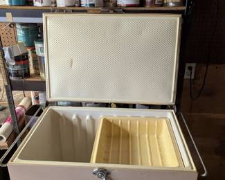 vintage coleman cooler