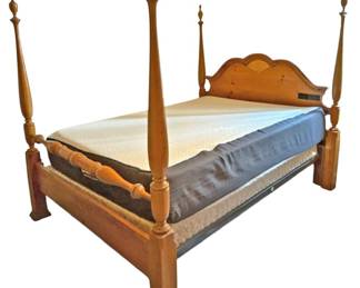 Double Size Four Poster Bed