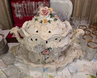 Capodimonte Bowl with Saucer