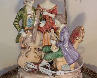 Capodimonte Figurine Lamp
