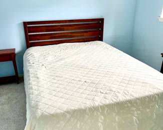 Wooden Bed Frame (Full/Queen)
Solid wood slatted headboard and frame in a warm finish. Sturdy and classic design, ready for your mattress set.