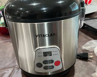 Vita-Clay pressure cooker 