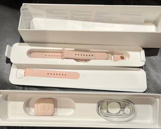 2016 2nd generation Apple Watch, Rose gold
