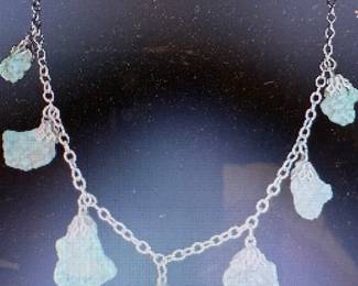 Pictures do not do the jewelry justice. For more details go to: https://modestlambestatesales.hibid.com/