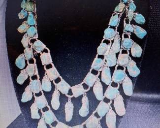Double hung. Weight 90 g. Unverified stones or metal. Pictures do not do the jewelry justice. For more details go to: https://modestlambestatesales.hibid.com/