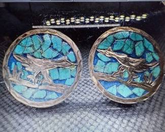 Road runner earrings. Pictures do not do the jewelry justice. For more details go to: https://modestlambestatesales.hibid.com/