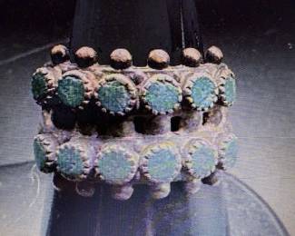 Pictures do not do the jewelry justice. For more details go to: https://modestlambestatesales.hibid.com/