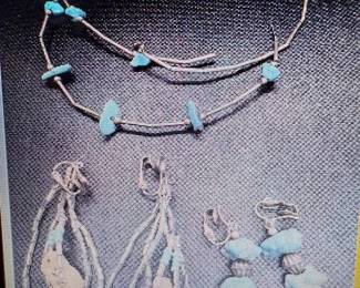 Pictures do not do the jewelry justice. For more details go to: https://modestlambestatesales.hibid.com/