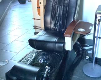 Pedicure spa chair, 2 available