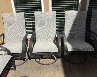 6 Swivel Patio Chairs
