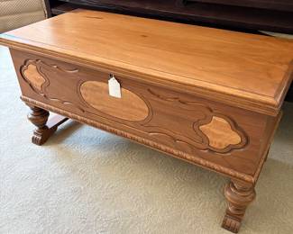 Beautiful 1940's Cedar Chest.  Mix wood