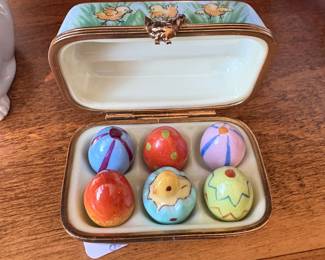 Elda Creations Trinket Box w eggs