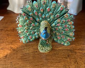 Beautiful peacock Trinket Box - this one is not Limoges