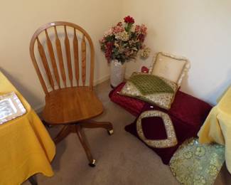 nice oak office chair, assorted pillows