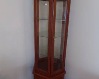 nice display cabinet