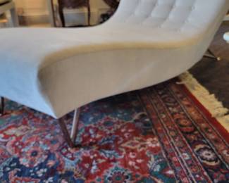 Wave Chaise lounge.